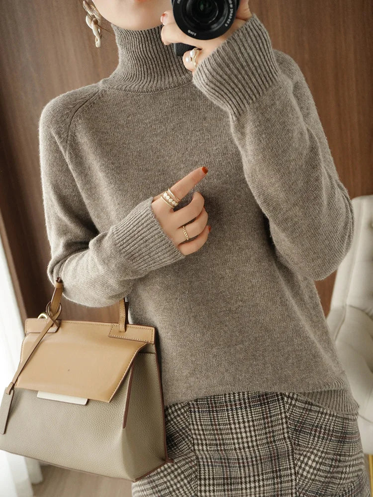 ASTRID™ | Cashmere Turtleneck