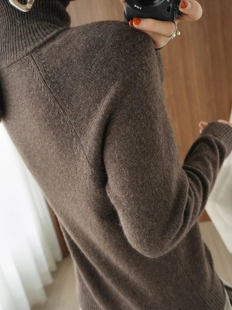 ASTRID™ | Cashmere Turtleneck