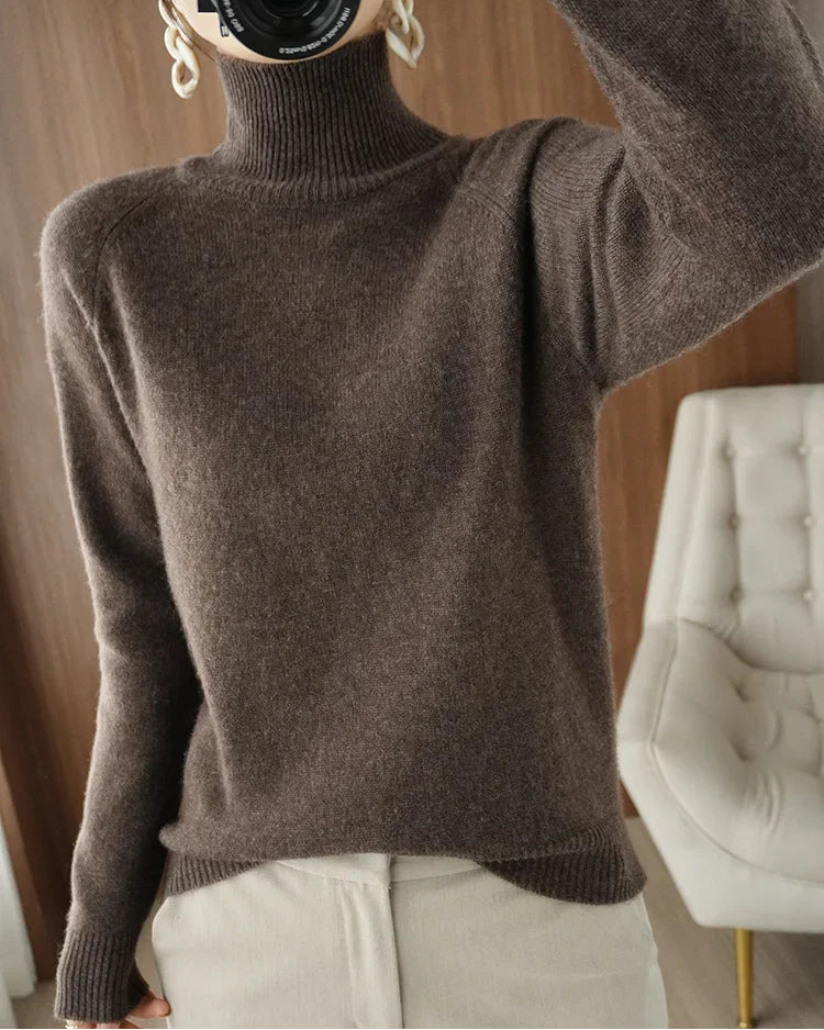 ASTRID™ | Cashmere Turtleneck